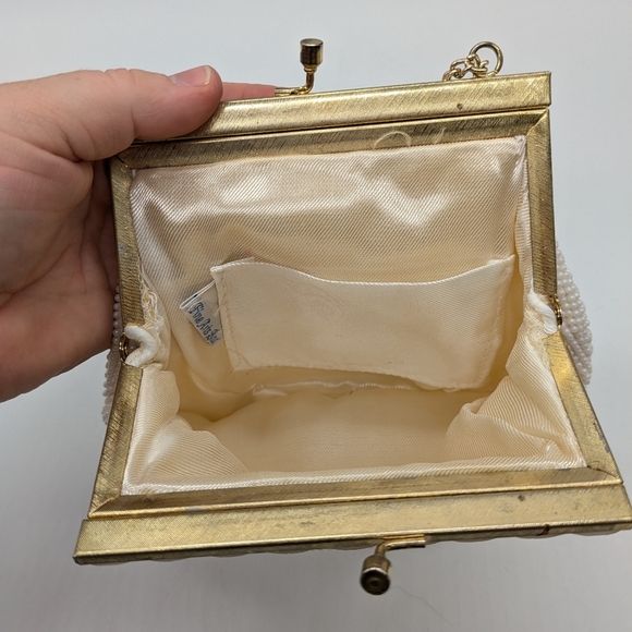 Vintage Cream Gold Small Adjustable Strap Clutch Purse - Picture 7 of 10
